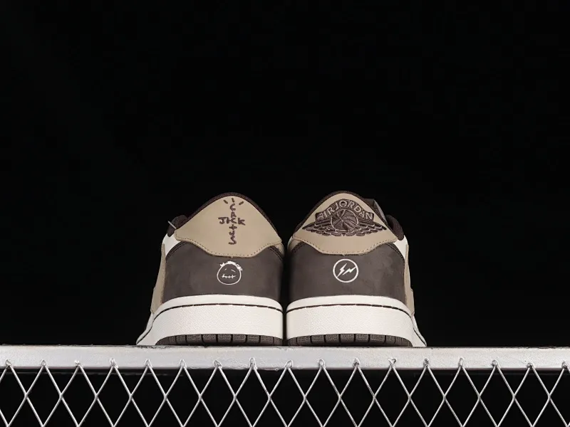 All Categories Air Jordan Jordan Series Basketball Shoes Air Jordan 1 Low Travis Scott x Air Jordan 1 Low OG AJ1 Joe 1 Reversed Overhook Joint Style Casual Sports Basketball Shoes DM7866-666